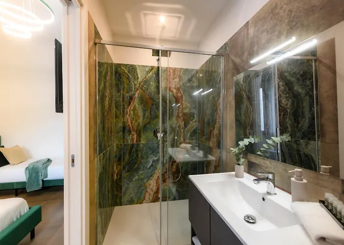 Luce Di Floor Near Vatican